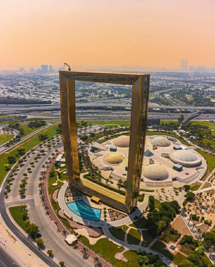 Dubai Frame
